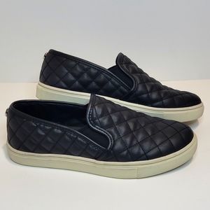 Steve Madden Slip On Sneaker women's size 7 ECENTRCQ black cream